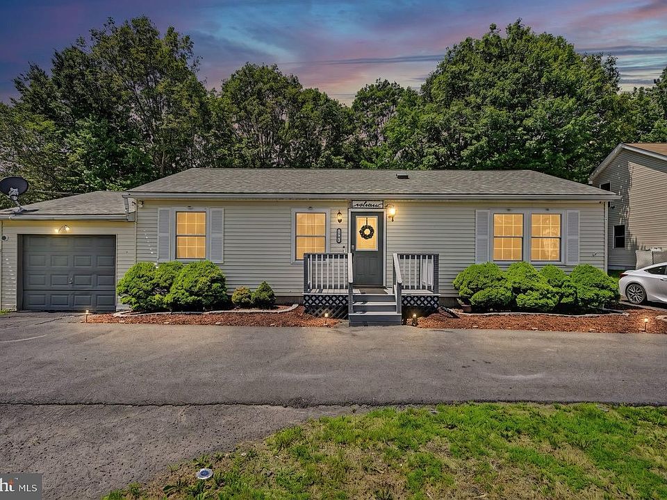 1st image of 1201 Cambell Way
