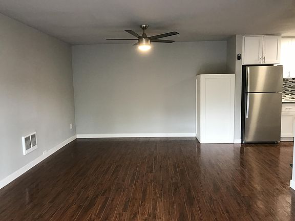 3rd image of 4601 S Graham St Unit 217