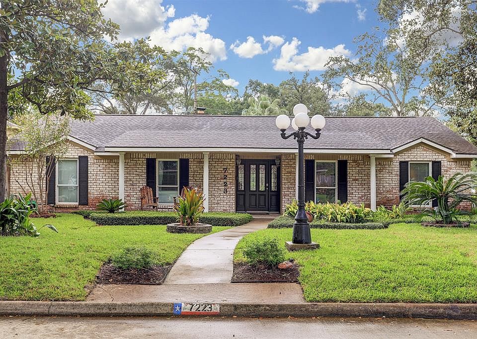 1st image of 7223 Blandford Ln