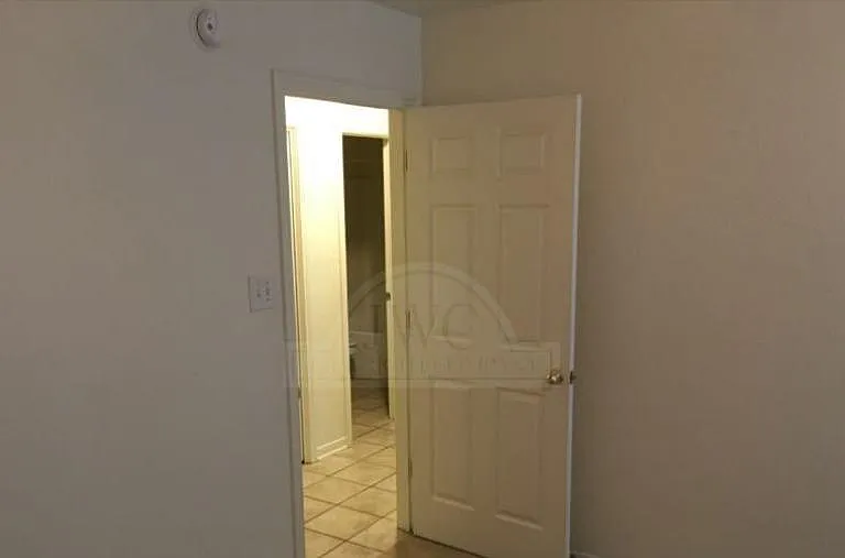 4211 Thunder Creek Dr — Photo 5