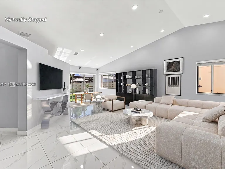 13765 SW 145th St — Photo 9