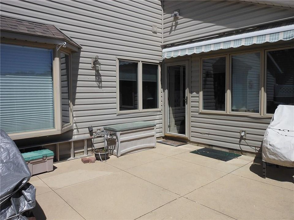 2nd image of 1211 Westwood Dr