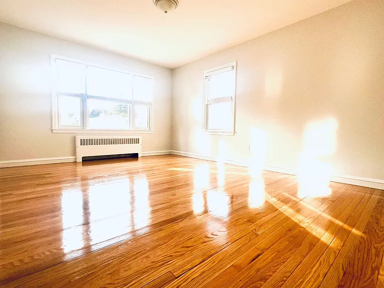 167 Norwood Ave — Photo 9