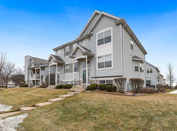 3rd image of 16451 Teton Dr