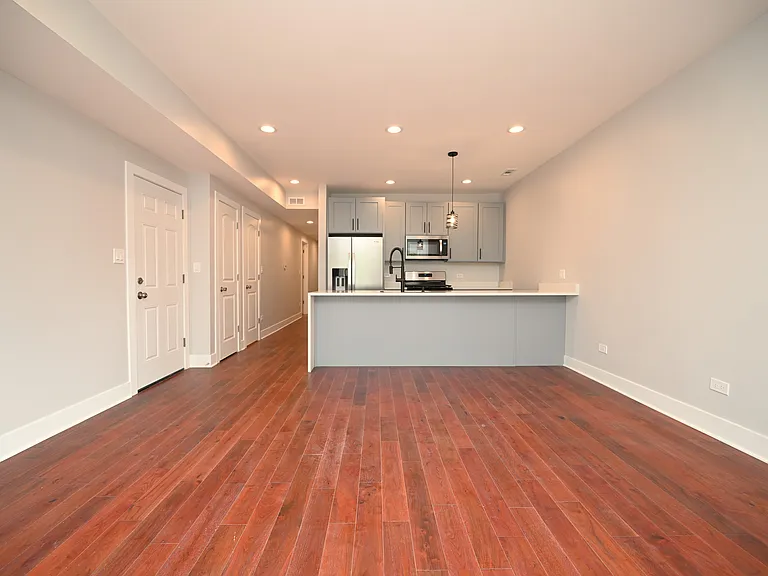 1630 W Thorndale Ave #1 — Photo 7