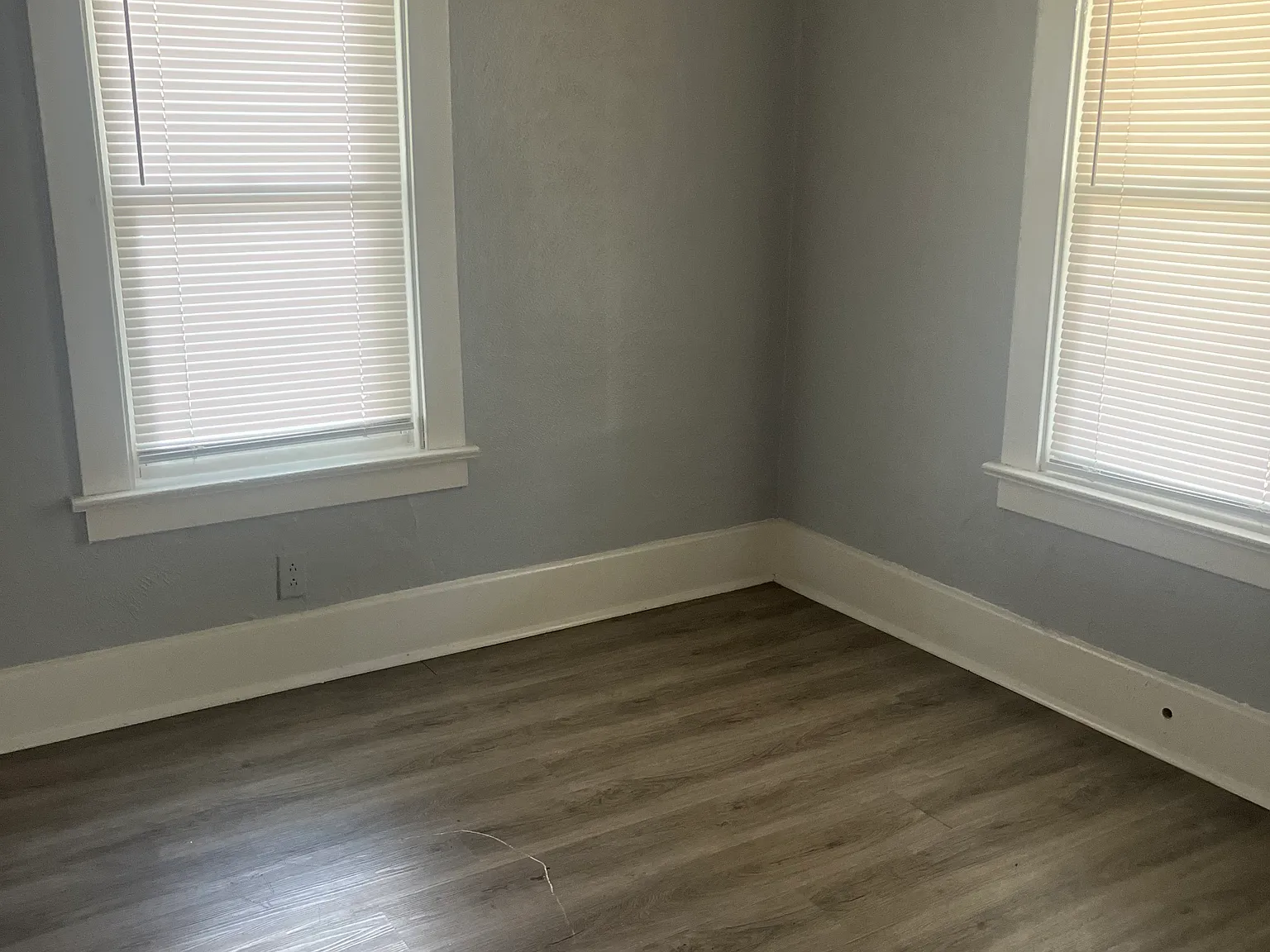 2 bed, 670 sqft, $800 — Photo 3