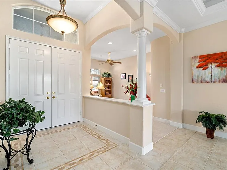 1023 Rainbow Ct — Photo 3