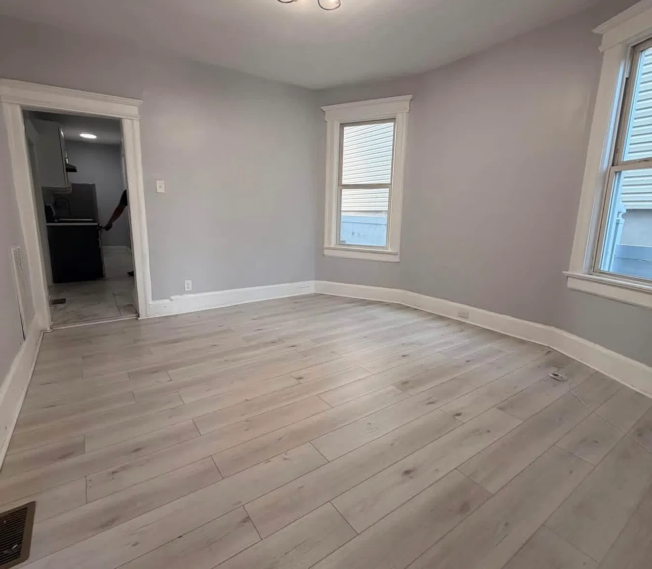 3 bed, $2,300 — Photo 3