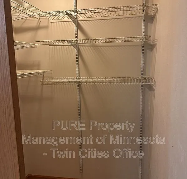 221 Grand Ave W #306 — Photo 9