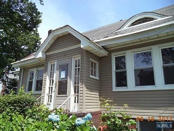 2nd image of 258-260 Ellery Ave