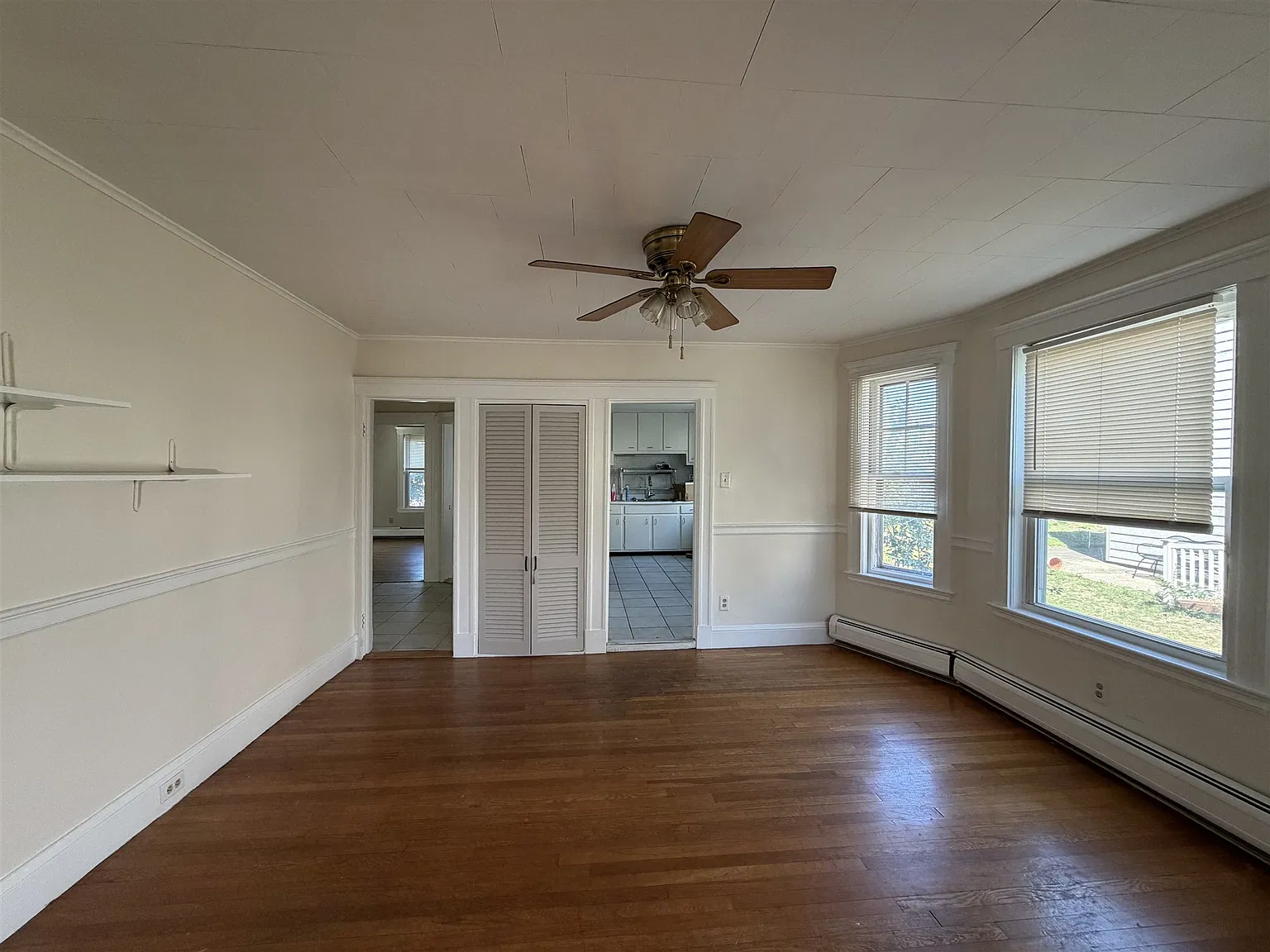 2 bed, $3,200 — Photo 3
