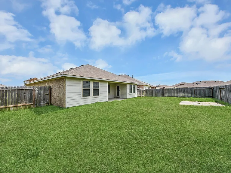 21314 Sleepy Willow St — Photo 33