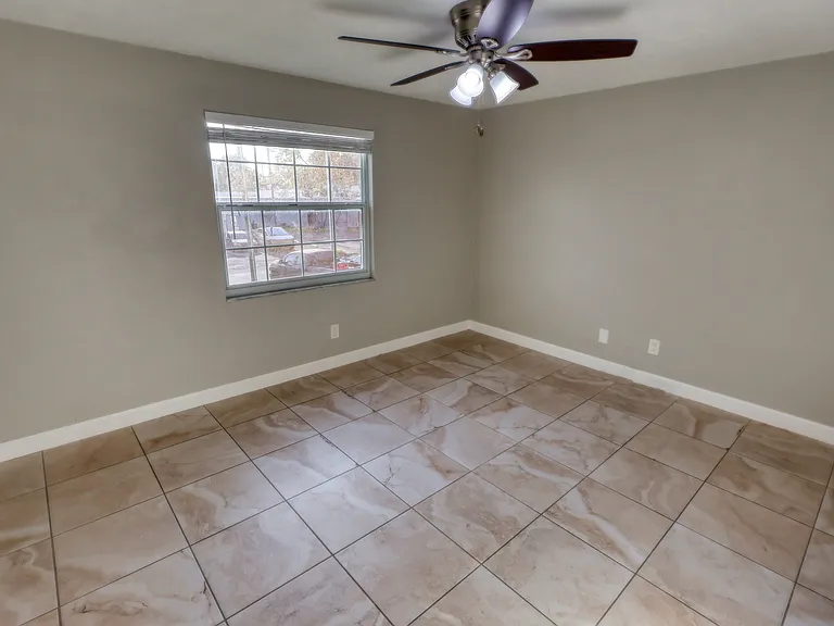6813 N Marie Ave #B — Photo 13
