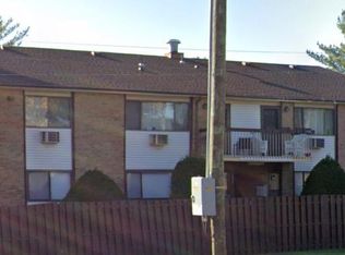 1304 Cricket Ln, Woodbridge, NJ 07095