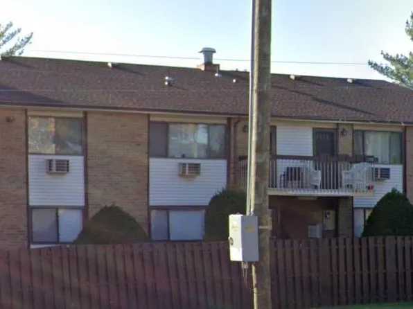 1304 Cricket Ln, Woodbridge, NJ 07095