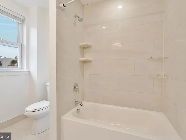 1339 Corcoran St NW — Photo 37