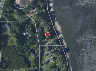 20 Charlie Cv, Saint Helena Island, SC 29920