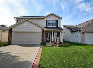 8136 Maple Stream Ln, Indianapolis, IN 46217