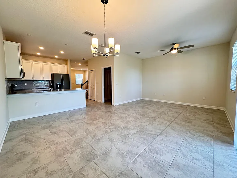 1252 Royal Street George Blvd — Photo 9