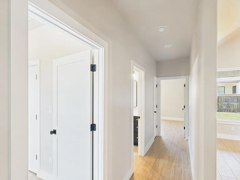 110 Parlin Ln — Photo 16