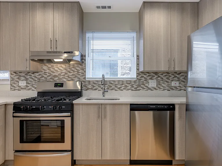 1255 N Cleaver St #1 — Photo 9