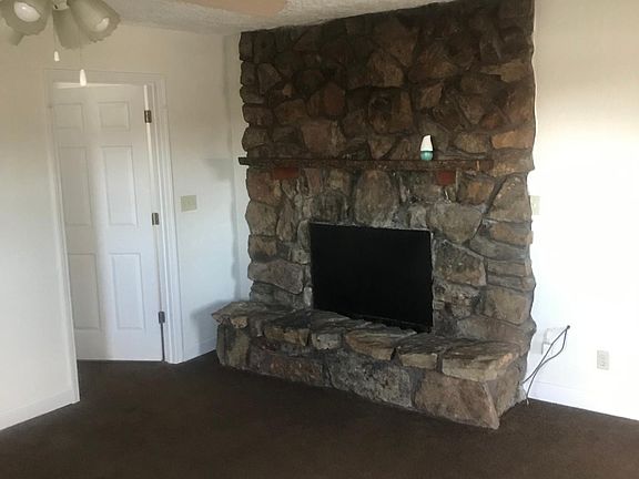 3rd image of 1075C County Road 523