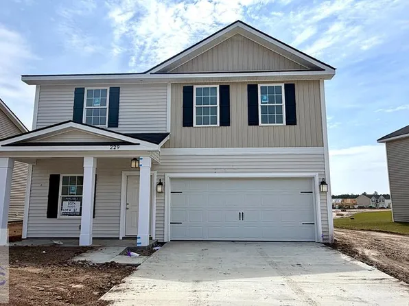 229 Juniper Dr, Hinesville, GA 31313
