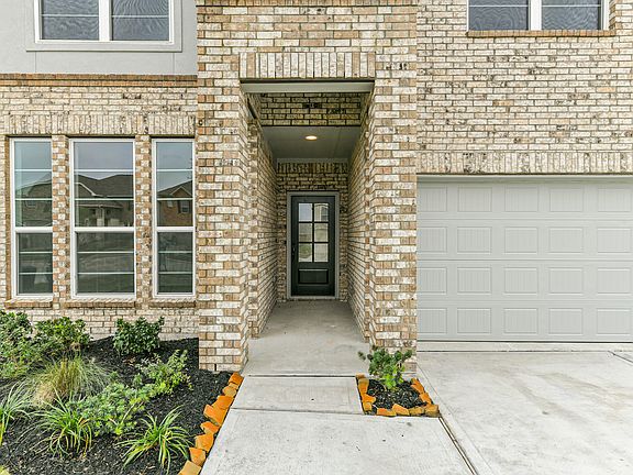 4th image of 2514 Ocean Key Dr