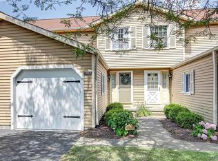 1967 Ridge Meadow Ct, Twinsburg, OH 44087