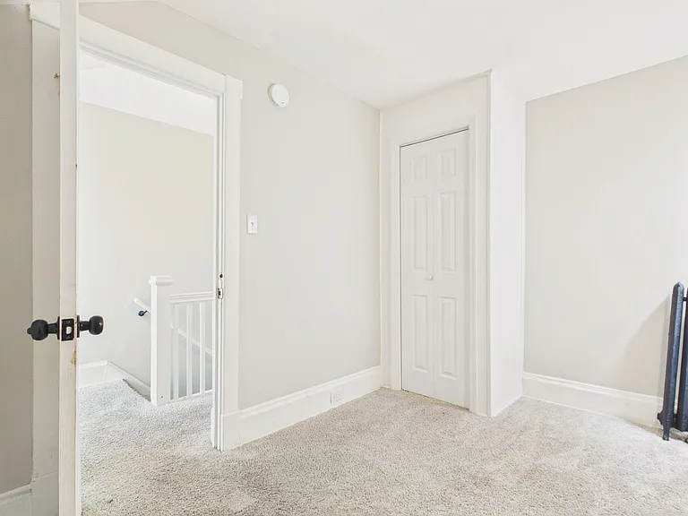 2614 Lexington St — Photo 30