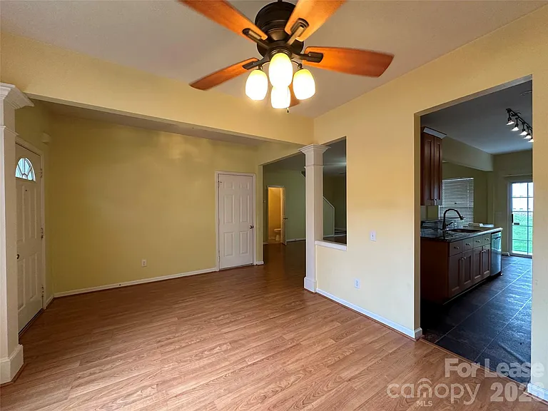 6954 Beverly Springs Dr — Photo 5