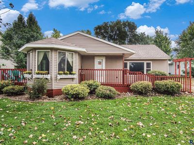 1110 NE 3rd St, Madison, SD, 57042