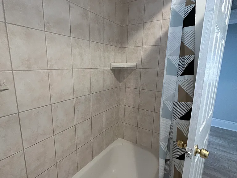 103 E Pleasant Ave #2 — Photo 8