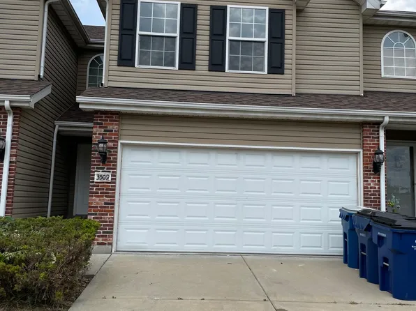 3509 Candlebrook Ct, Florissant, MO 63034