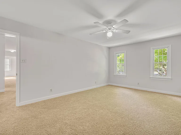 5700 Standing Oak Rd — Photo 18