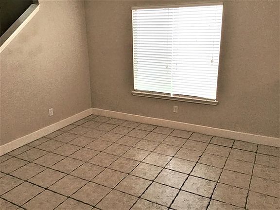 2nd image of 5122 Summit Lodge Dr