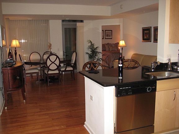 Kitchen-LR