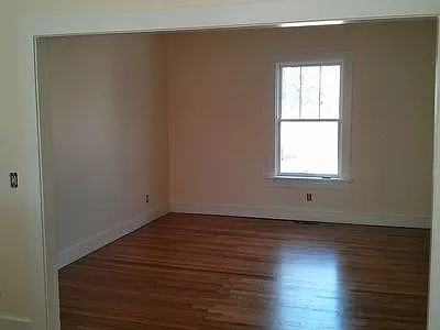 77 Folly Road Blvd — Photo 6