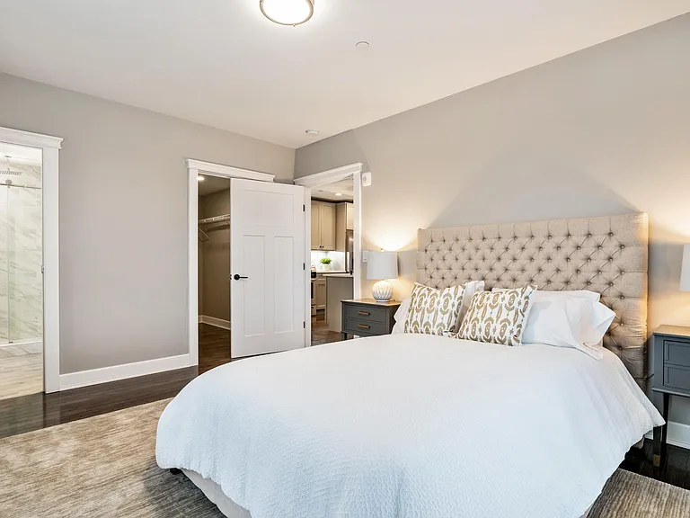 312 Spring St #402 — Photo 14