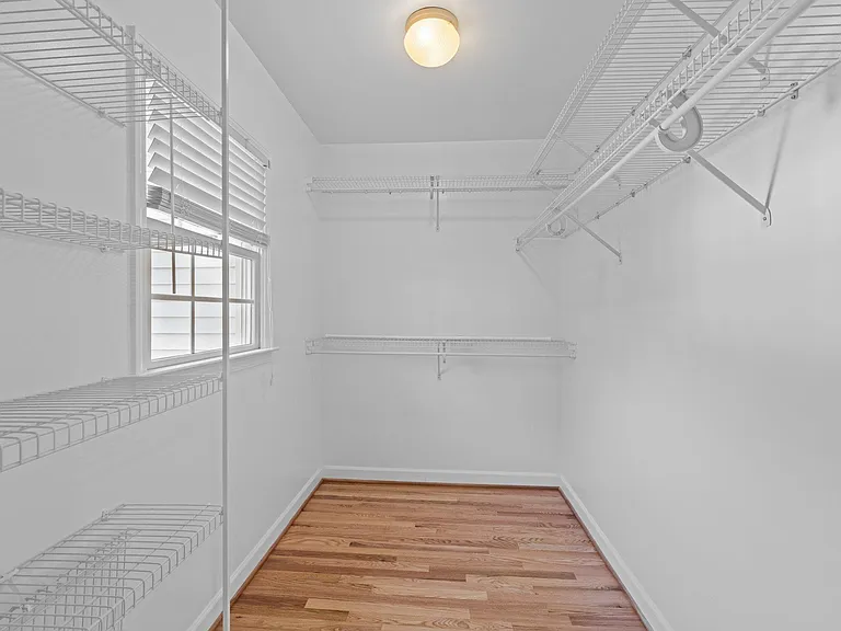 4611 Asterwood Dr — Photo 6