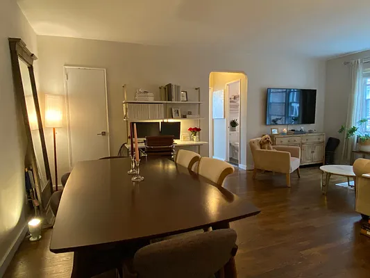 Rented by Metropolitan Equities | media 2