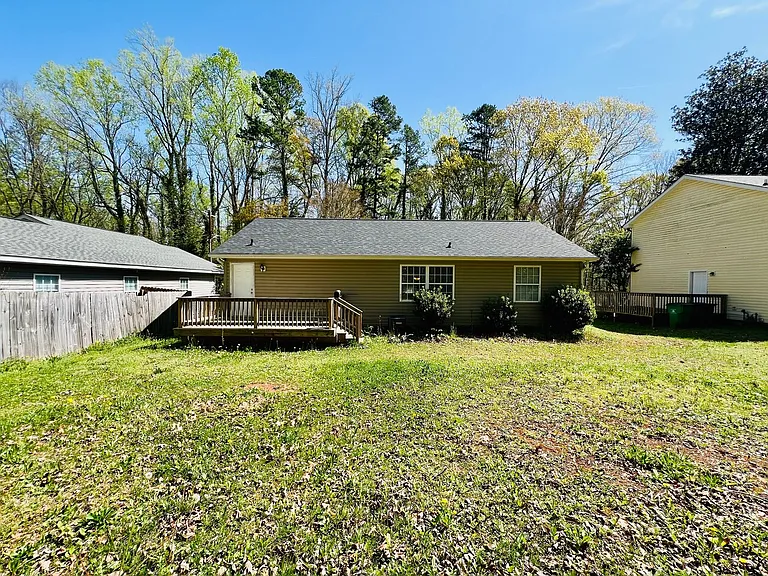 3314 Amay James Ave — Photo 12