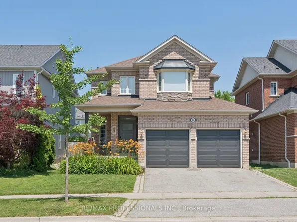 62 Blackfriar Ave, Whitby, ON L1M 2C1