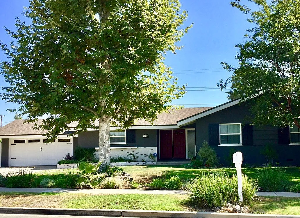3 bed, 1750 sqft, $5,100 — Photo 1