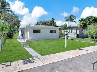 2212 Roosevelt St #2, Hollywood, FL 33020