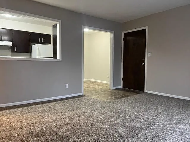 Tiblow Village Apartments — Photo 28