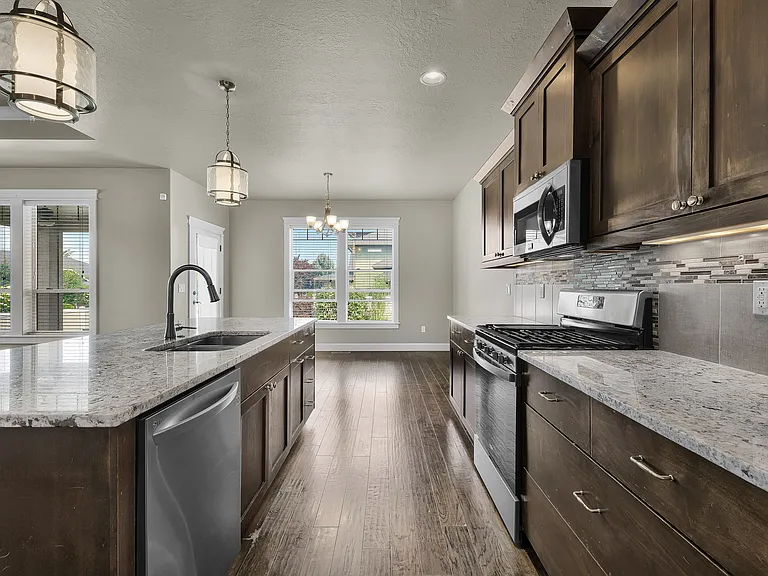 13470 S Stockbridge Way — Photo 29