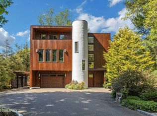 249 Shore Rd, Greenwich, CT 06830