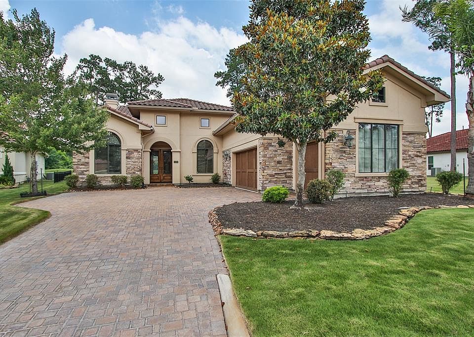 1st image of 15934 Bridges Fairway Ln