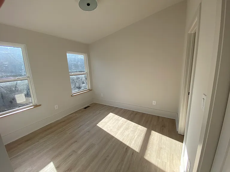 511 Nightfire Ct — Photo 8